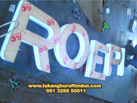 jual huruf timbul akrilik jogja